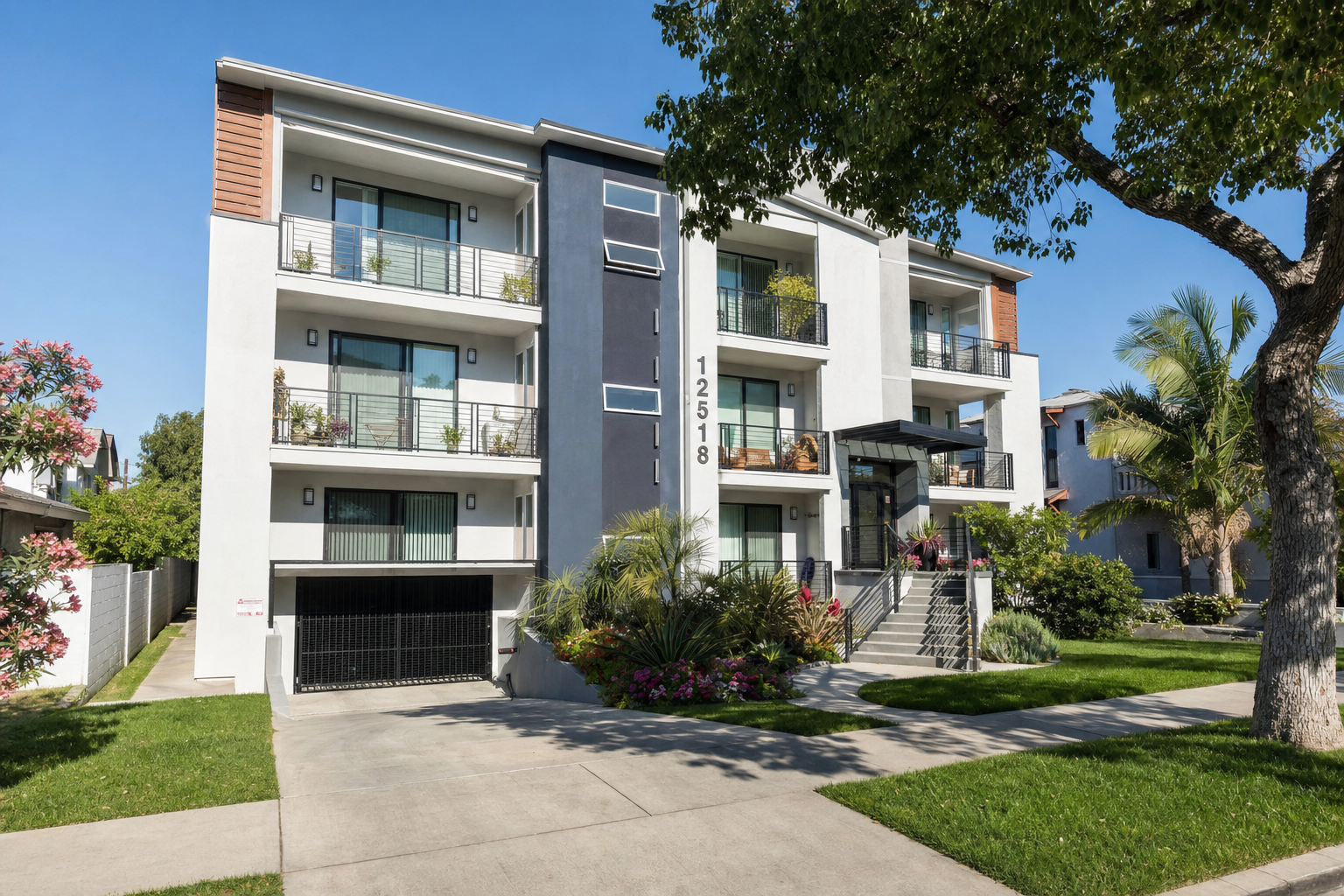 Multifamily apartment buildings with seller-financed notes