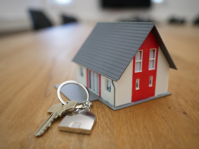 Owner-financed property sale creating a private mortgage note